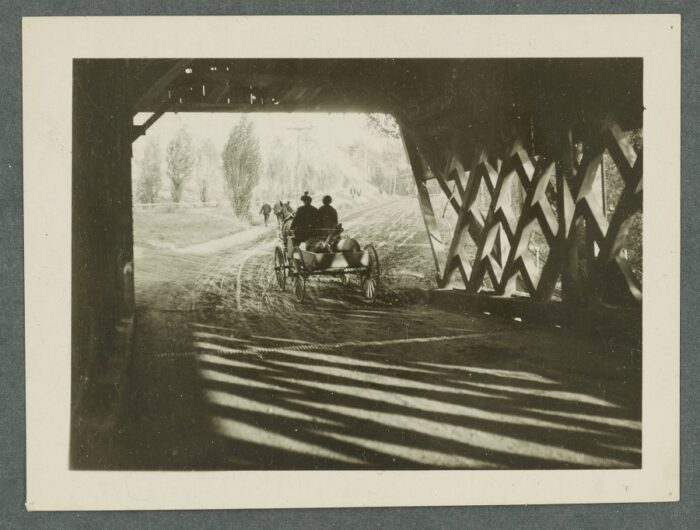 The old Ledyard Bridge, built 1859. Photo courtesy of Dartmouth College Library.