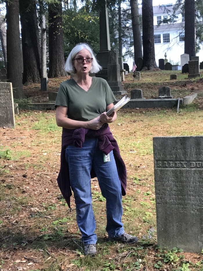 Ilana Grallert leading cemetery tour